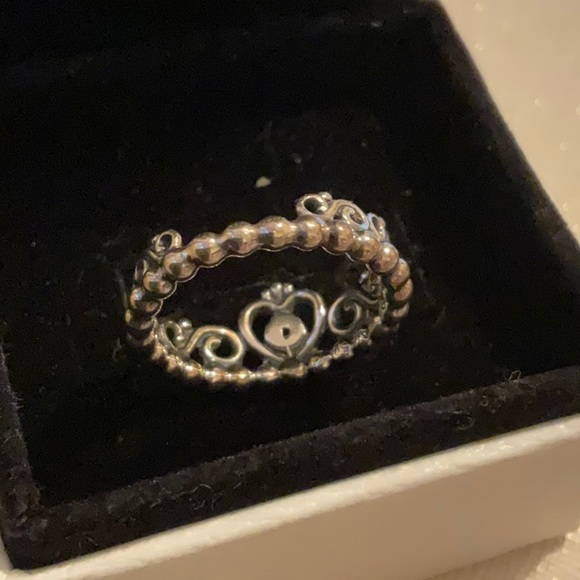 Pandora Princess Ring - Picture 3 of 3